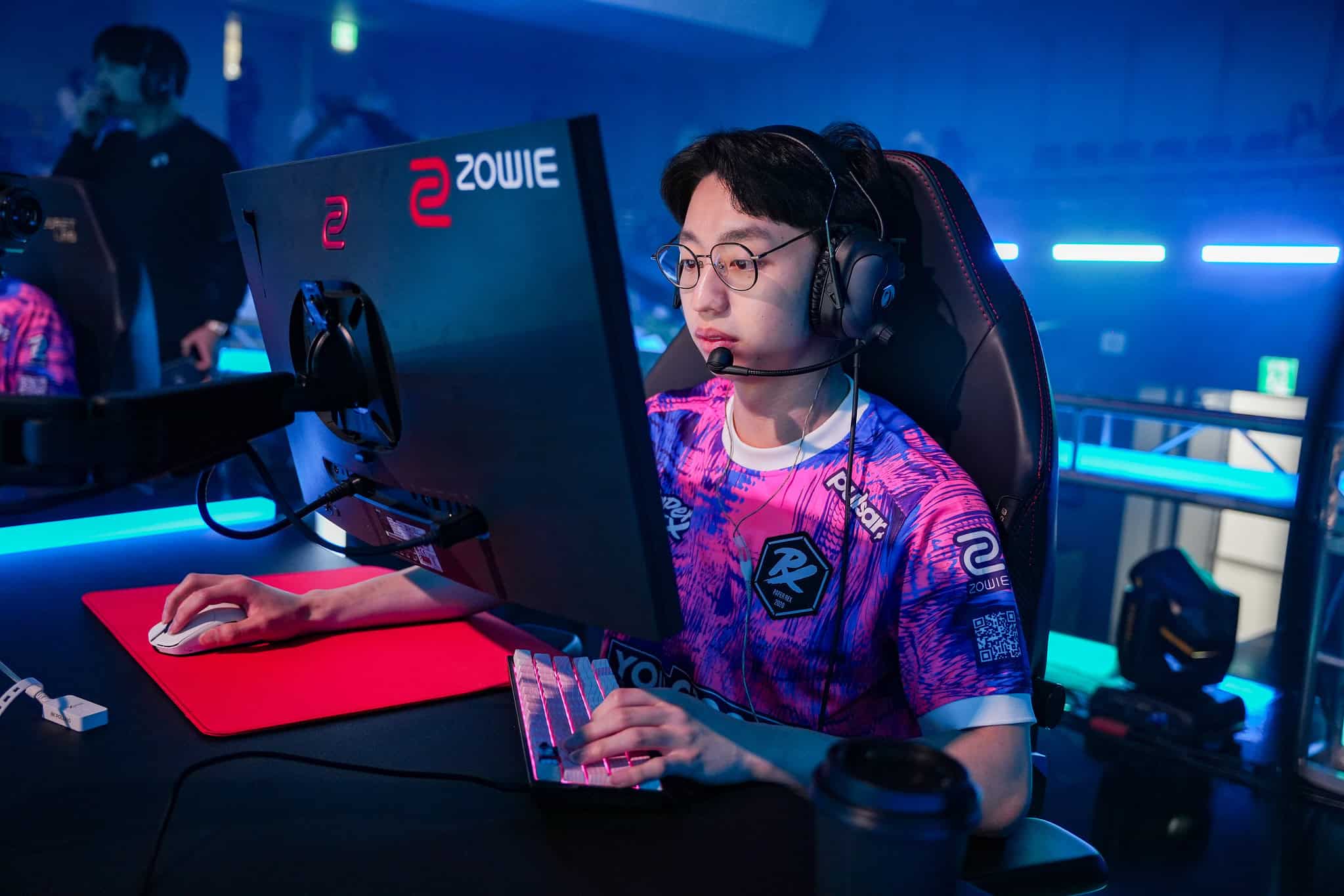 Prx Fans PRX f0rsakeN「PRXは圧倒されると気分が落ち込んでしまい、試合に集中できなくなることがある。DFM戦の13-1は何が起きたのか ...